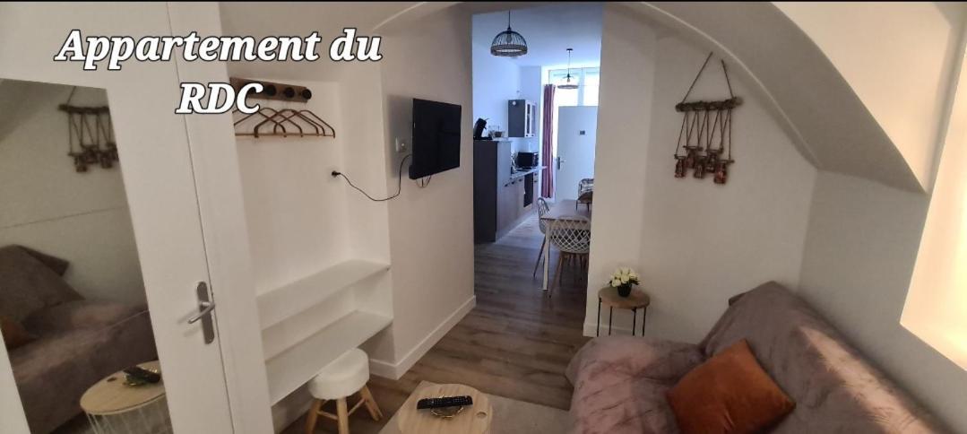 Au Coeur Du Village De